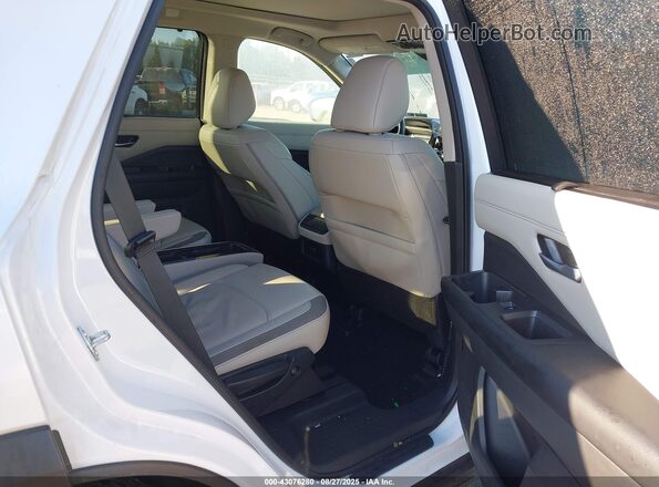 5N1DR3CD0SC215141 2025 NISSAN PATHFINDER White VIN կոդի պիտակի տեսք