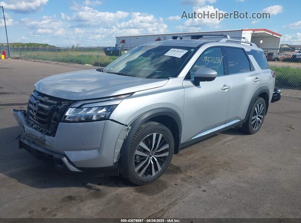 5N1DR3DJ1PC211949 2023 NISSAN PATHFINDER Серебряный Передняя левая четверть