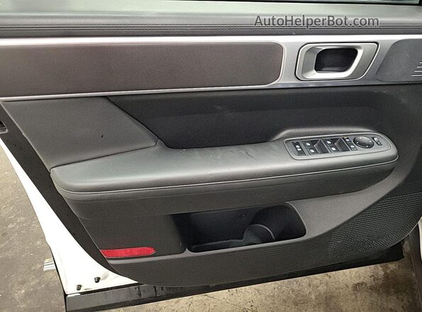 5NMP2DGL6RH005247 2024 HYUNDAI SANTA FE  Rear interior view
