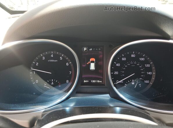 5NMZU3LB7JH106926 2018 HYUNDAI SANTA White 