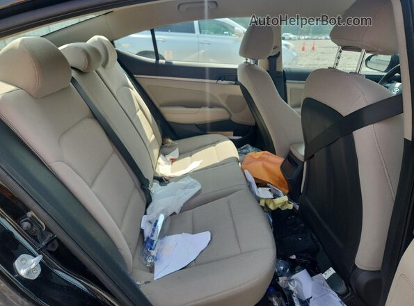 5NPD84LF3HH005807 2017 HYUNDAI ELANTRA Black Հետևի նստատեղերի տեսք
