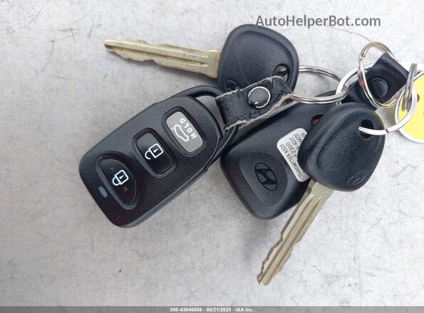 5NPD84LF3LH582569 2020 HYUNDAI ELANTRA White Вид панелі приладів