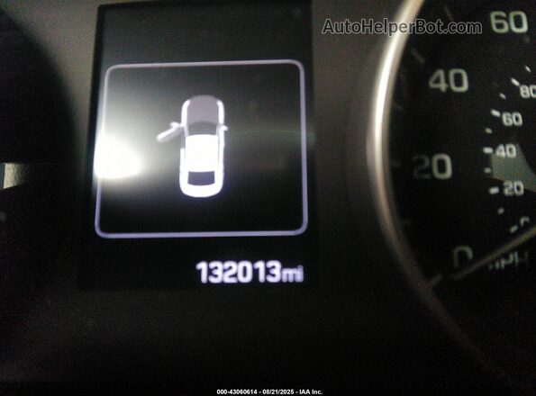 5NPD84LF6JH250669 2018 HYUNDAI ELANTRA Черный 