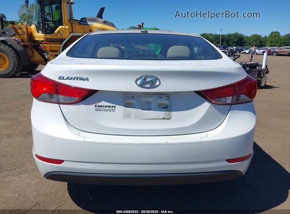 5NPDH4AE5GH664349 2016 HYUNDAI ELANTRA White 