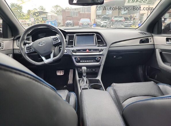 5NPE34AB5JH659832 2018 HYUNDAI SONATA Black 