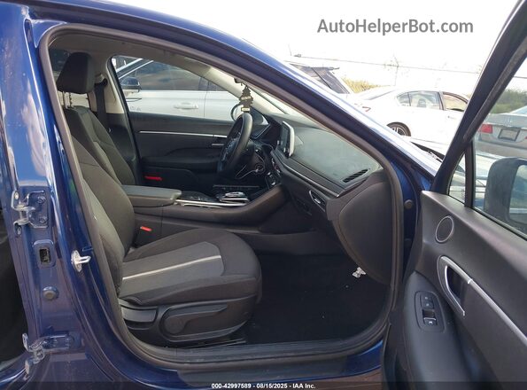 5NPEG4JAXMH130442 2021 HYUNDAI SONATA Blue წინა სალონის ხედი