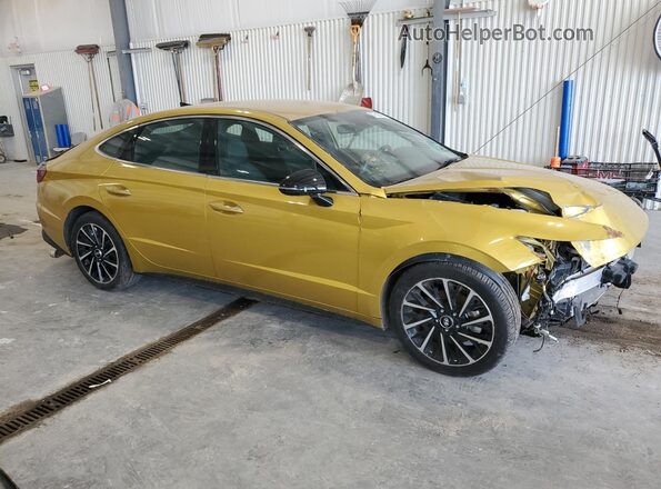 5NPEJ4J20LH012375 2020 HYUNDAI SONATA Yellow Front right