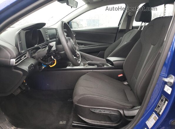 5NPLL4AG8MH029830 2021 HYUNDAI ELANTRA Blue წინა სალონის ხედი