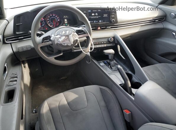 5NPLM4AG5MH045593 2021 HYUNDAI ELANTRA Silver Dashboard view