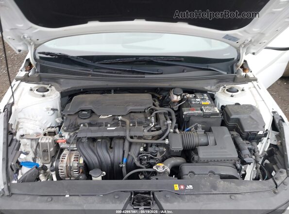 5NPLS4AG0NH061353 2022 HYUNDAI ELANTRA White 
