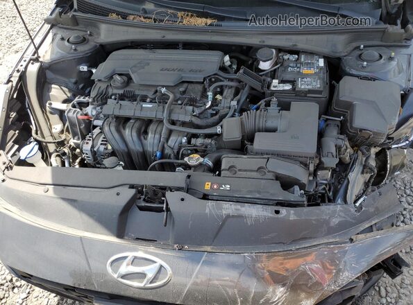 5NPLS4AG1MH018736 2021 HYUNDAI ELANTRA Black Rear interior view