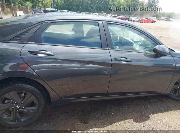 5NPLS4AG2NH060026 2022 HYUNDAI ELANTRA Серый Вид задней части салона