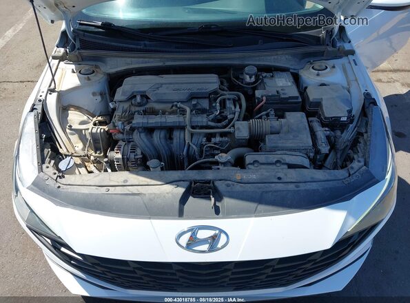 5NPLS4AG3MH048899 2021 HYUNDAI ELANTRA White Widok z tyłu