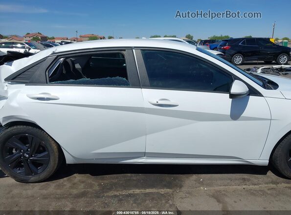 5NPLS4AG3MH048899 2021 HYUNDAI ELANTRA White Widok wnętrza 360 stopni