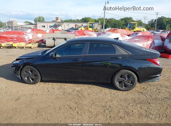 5NPLS4AG3MH051950 2021 HYUNDAI ELANTRA Black Սալոնի 360 աստիճան տեսք