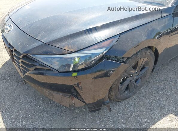 5NPLS4AG9MH009735 2021 HYUNDAI ELANTRA Black Front view