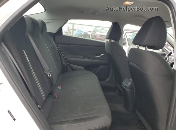 5NPLS4AG9MH025143 2021 HYUNDAI ELANTRA White 