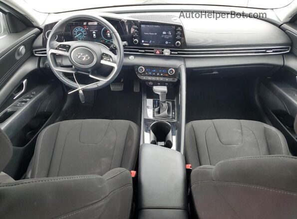 5NPLS4AG9MH025143 2021 HYUNDAI ELANTRA White 