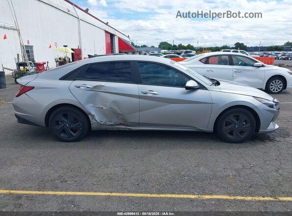 5NPLS4AGXNH060310 2022 HYUNDAI ELANTRA Silver 