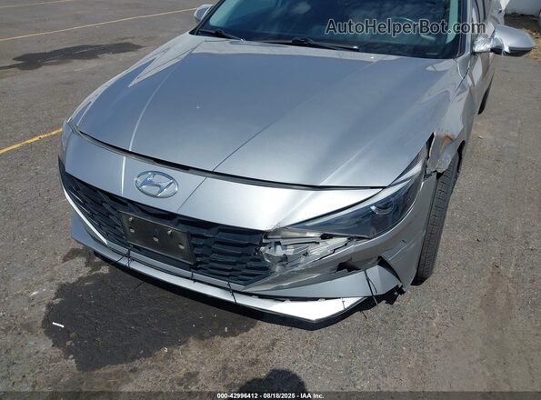 5NPLS4AGXNH060310 2022 HYUNDAI ELANTRA Silver 