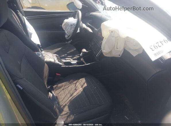 5NTJCDDE9RH117425 2024 HYUNDAI SANTA CRUZ Green Widok wnętrza z przodu