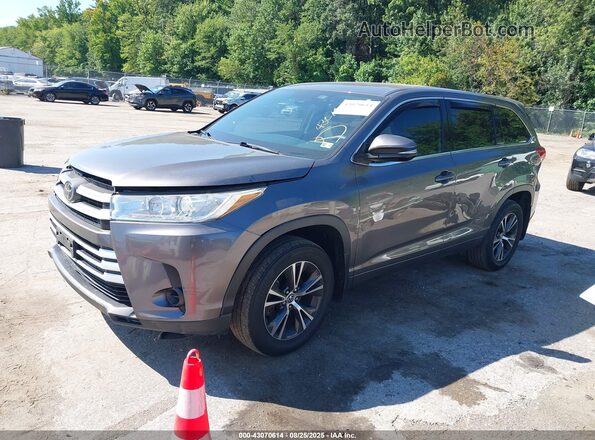 5TDBZRFH5JS896150 2018 TOYOTA LE Gray 
