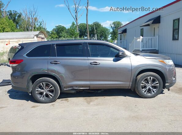 5TDBZRFH5JS896150 2018 TOYOTA LE Gray 