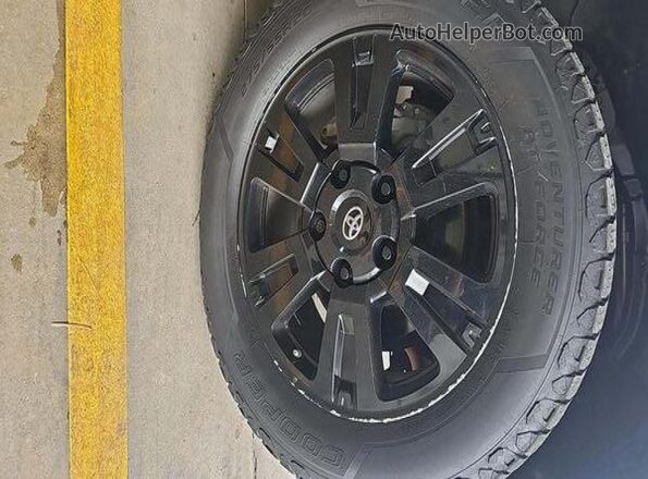 5TDCY5B13MS181350 2021 TOYOTA SEQUOIA  Vista tres cuartos delantera izquierda