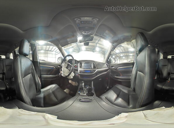 5TDDZRFH1JS805416 2018 TOYOTA LIMITED White 