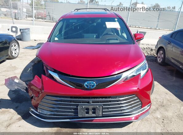 5TDERKECXMS052006 2021 TOYOTA SIENNA Red Սարքավորումների վահանակի տեսք
