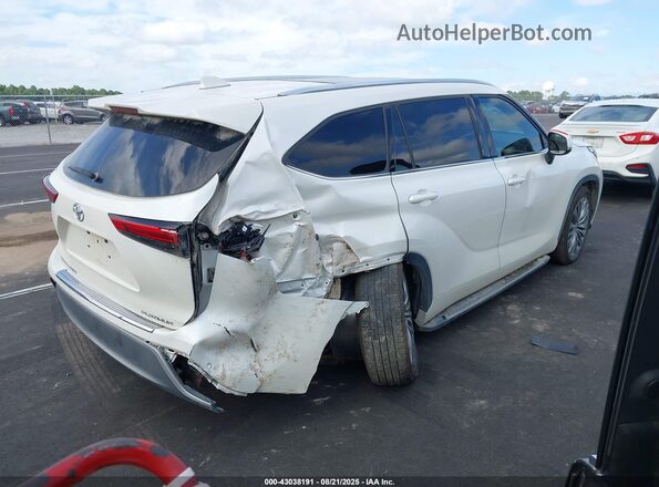 5TDFZRAH6MS078407 2021 TOYOTA HIGHLANDER White Rear right