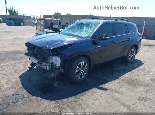 5TDGARAH9LS500292 2020 TOYOTA LE Blue Vista tres cuartos delantera izquierda
