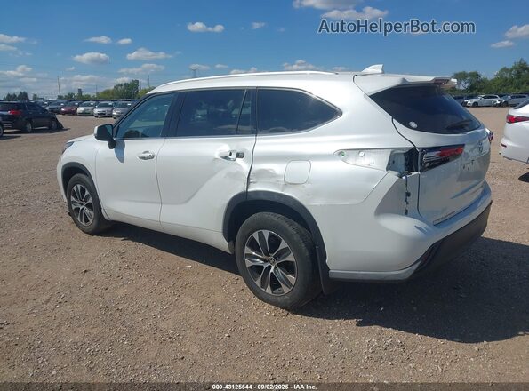 5TDGZRBH1NS224099 2022 TOYOTA LE White უკანა მარცხენა