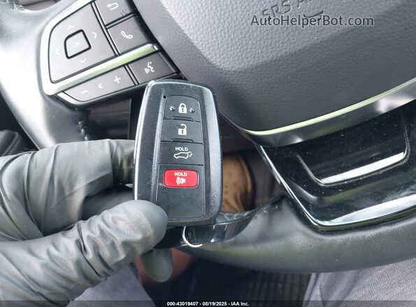 5TDHBRCH3LS503610 2020 TOYOTA LE Silver Vista del salpicadero