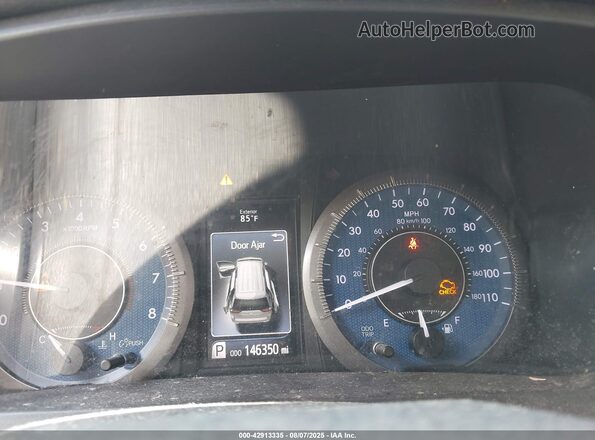 5TDKZ3DC1JS910324 2018 TOYOTA LE Silver 