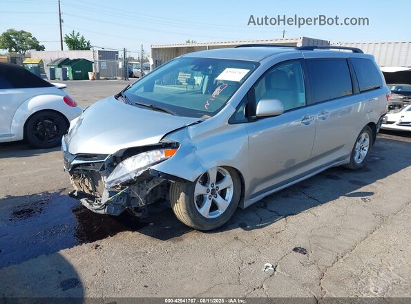 5TDKZ3DC6LS032635 2020 TOYOTA LE Silver Передня ліва чверть