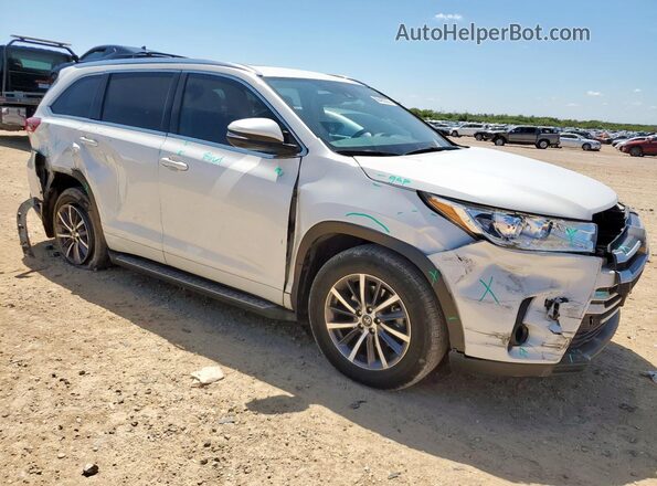 5TDKZRFH4JS540983 2018 TOYOTA HIGHLANDER Белый 