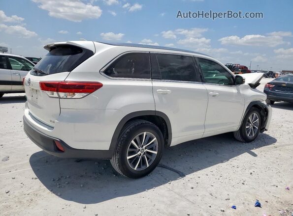 5TDKZRFH9JS529123 2018 TOYOTA HIGHLANDER White 