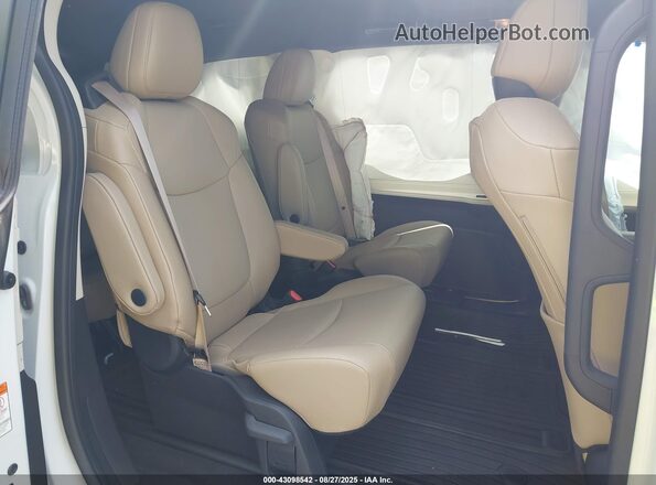 5TDYRKEC7RS202948 2024 TOYOTA LE White VIN კოდის სტიკერის ხედი