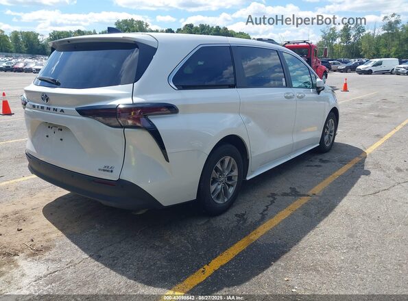 5TDYRKEC7RS202948 2024 TOYOTA LE White უკანა მარჯვენა