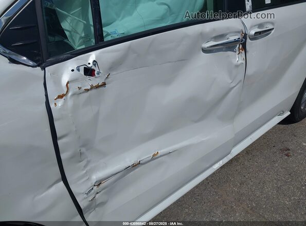 5TDYRKEC7RS202948 2024 TOYOTA LE White წინა ხედი