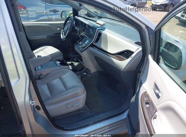 5TDYZ3DC0LS035217 2020 TOYOTA LE Gray წინა სალონის ხედი