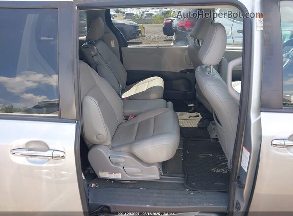 5TDYZ3DC0LS035217 2020 TOYOTA LE Gray VIN კოდის სტიკერის ხედი