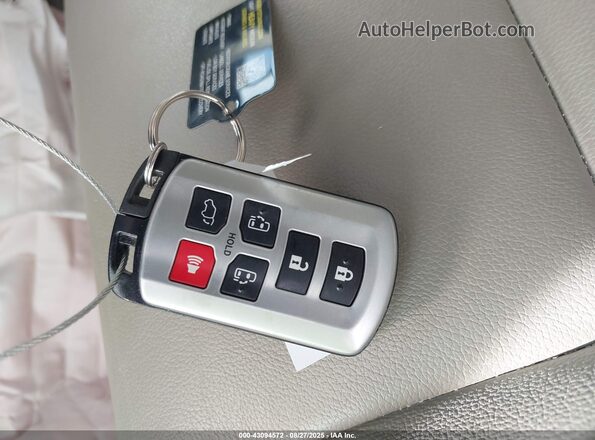 5TDYZ3DC5LS037710 2020 TOYOTA LE White Widok deski rozdzielczej