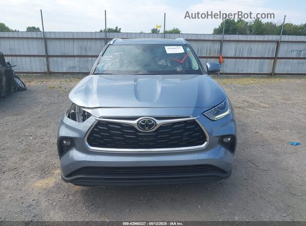 5TDYZRAH3MS085324 2021 TOYOTA LIMITED Light Blue Widok wnętrza z tyłu