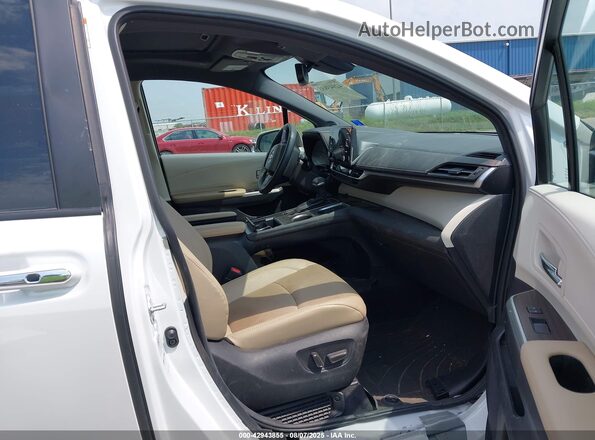 5TDZSKFC8NS060370 2022 TOYOTA LIMITED White Front interior view