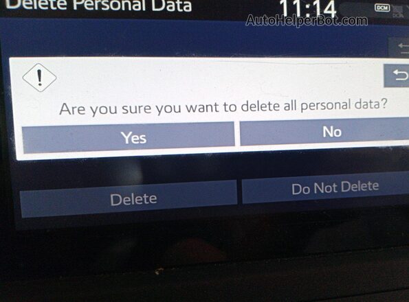 5TDZZ3DC3LS068071 2020 TOYOTA SIENNA  Вид сзади