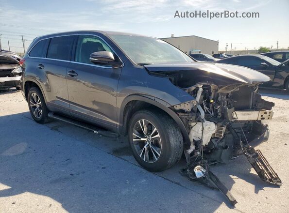 5TDZZRFH2JS239840 2018 TOYOTA LE Gray 