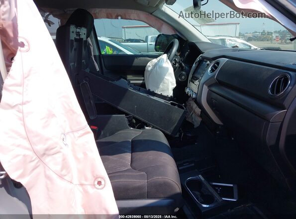 5TFDY5F13MX997175 2021 TOYOTA TUNDRA Gray Front interior view