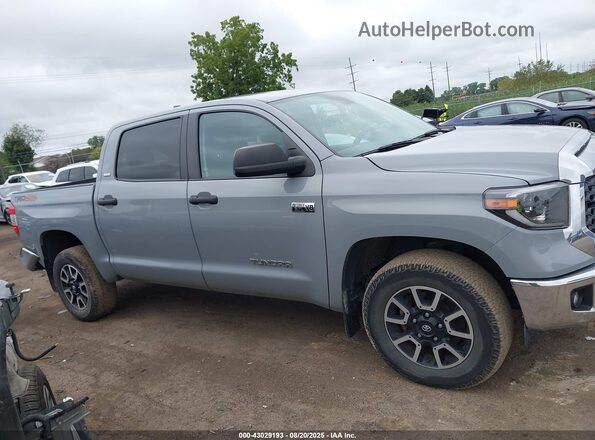 5TFDY5F18MX037950 2021 TOYOTA TUNDRA Gray Widok wnętrza z tyłu